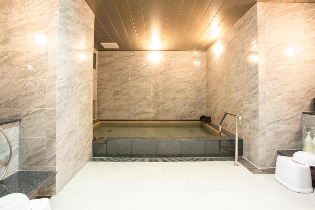Kuretake Inn Osaka Midousuji Hommachi Екстер'єр фото